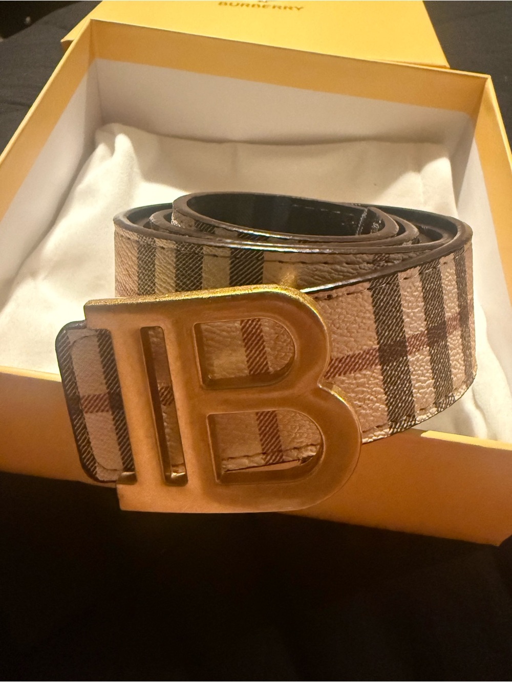 Burberry belt
